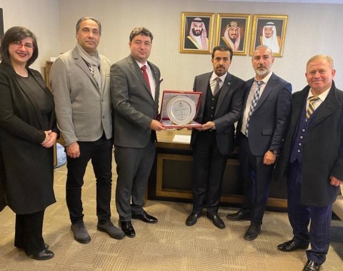 ZSA Healthe a reçu une plaque d'honneur de l'ambassade d'Arabie Saoudite